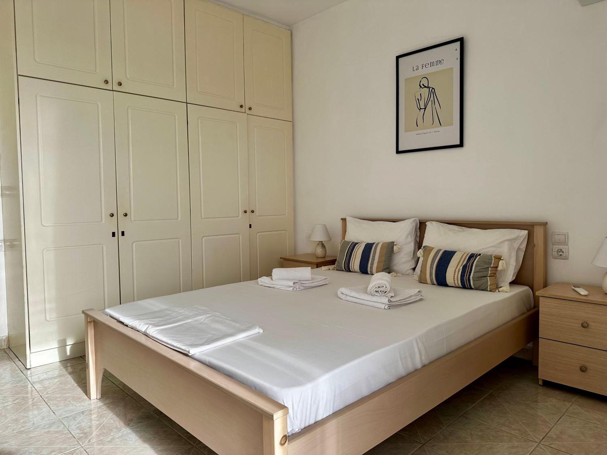 City Center, Cozy Apartment, With Amazing View, "2" คอสทาวน์ ภายนอก รูปภาพ